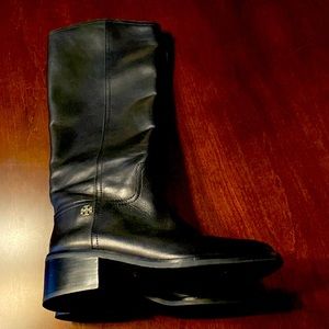 New, never worn Tory Burch leather boots size 9.5